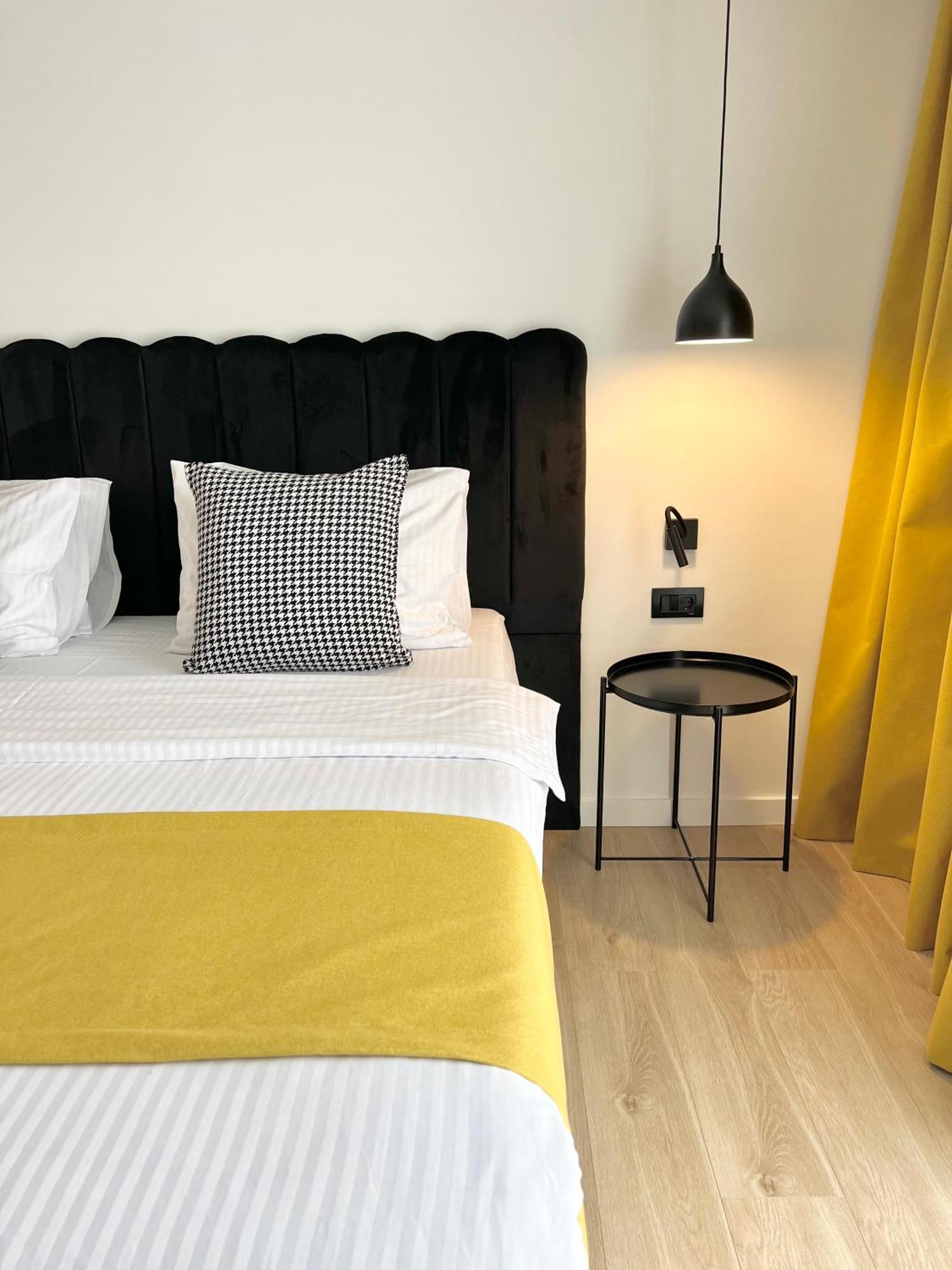 Krystal Boutique Mansion Hotel Hunedoara Eksteriør billede
