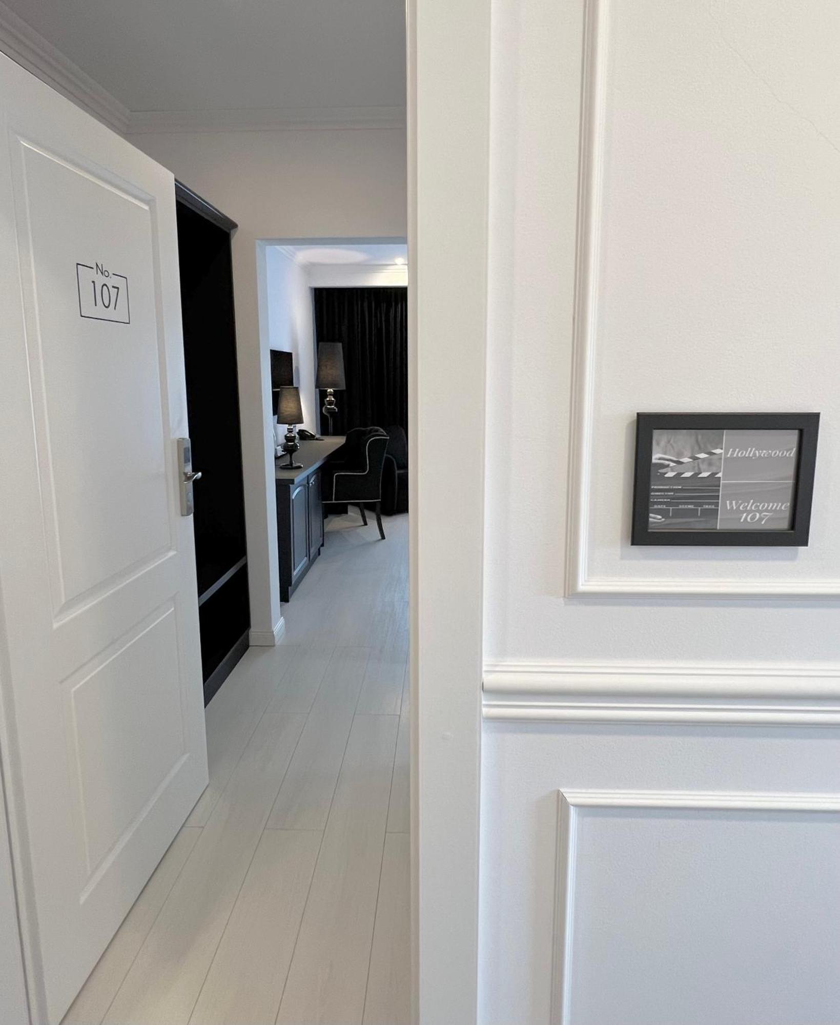 Krystal Boutique Mansion Hotel Hunedoara Eksteriør billede
