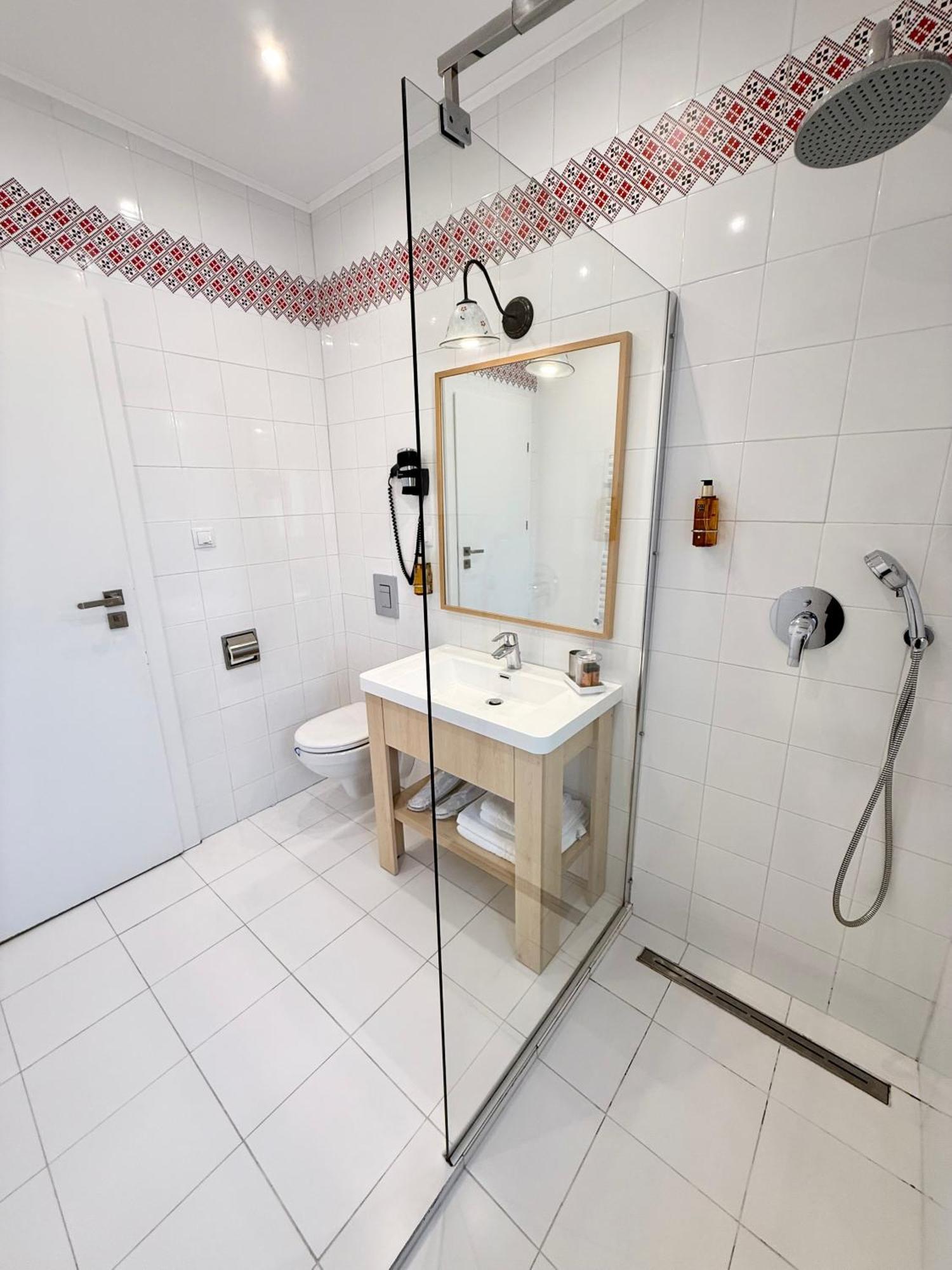 Krystal Boutique Mansion Hotel Hunedoara Eksteriør billede