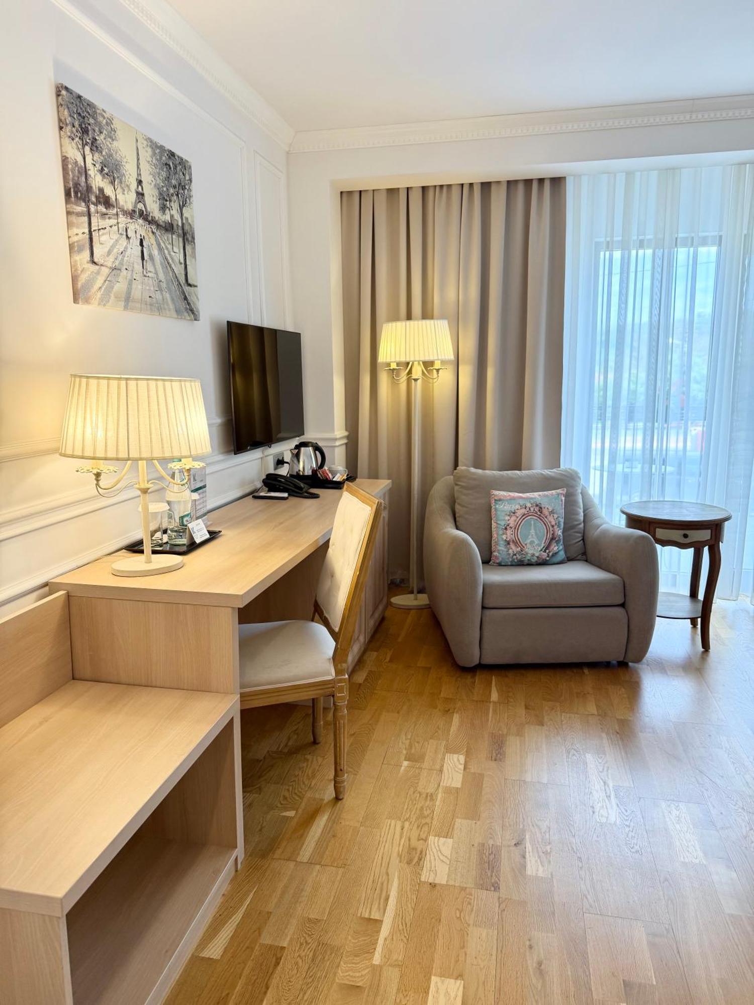 Krystal Boutique Mansion Hotel Hunedoara Eksteriør billede